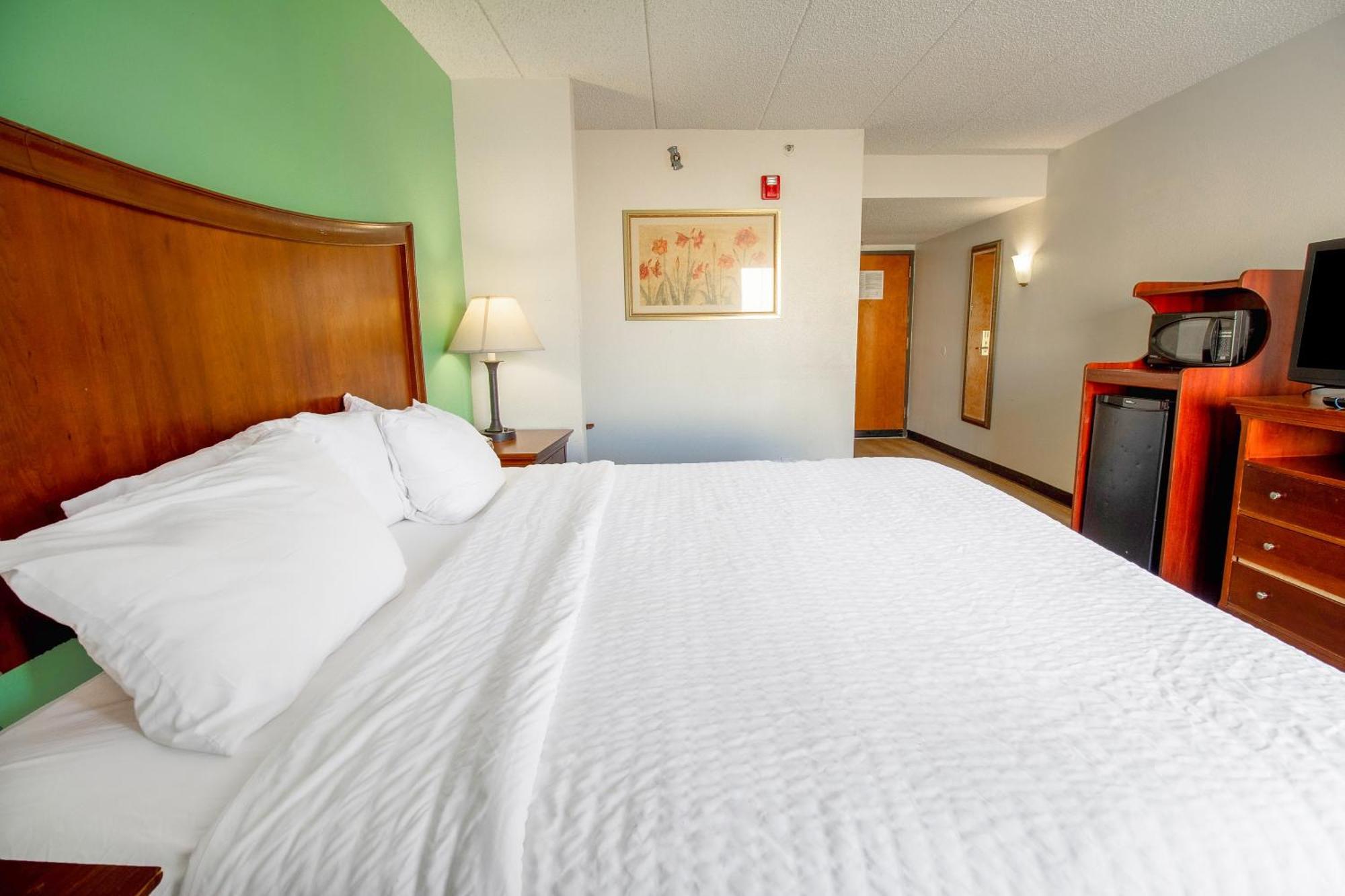 Tulsa Square Hotel Central, I-44 By Oyo מראה חיצוני תמונה
