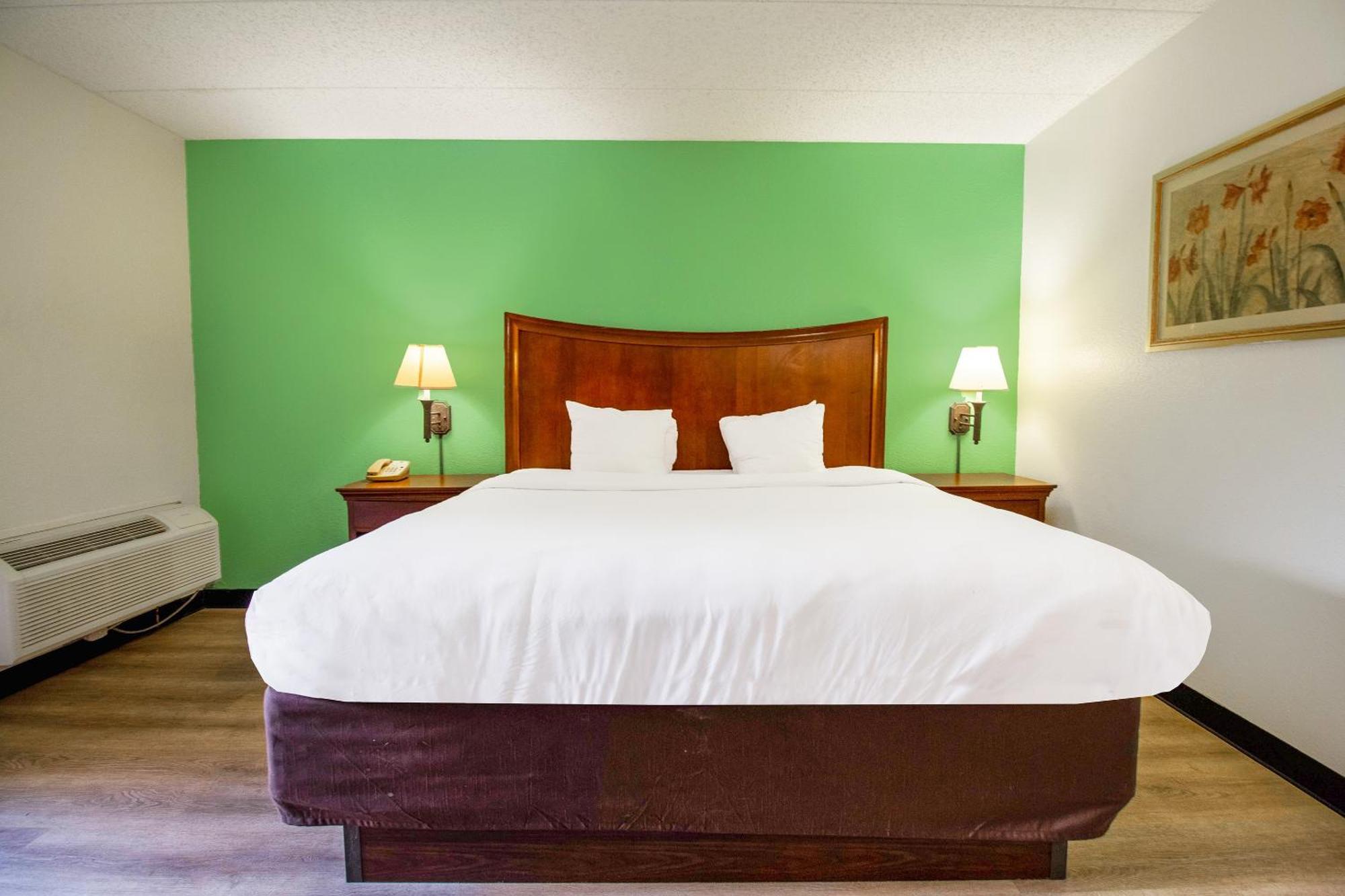 Tulsa Square Hotel Central, I-44 By Oyo מראה חיצוני תמונה