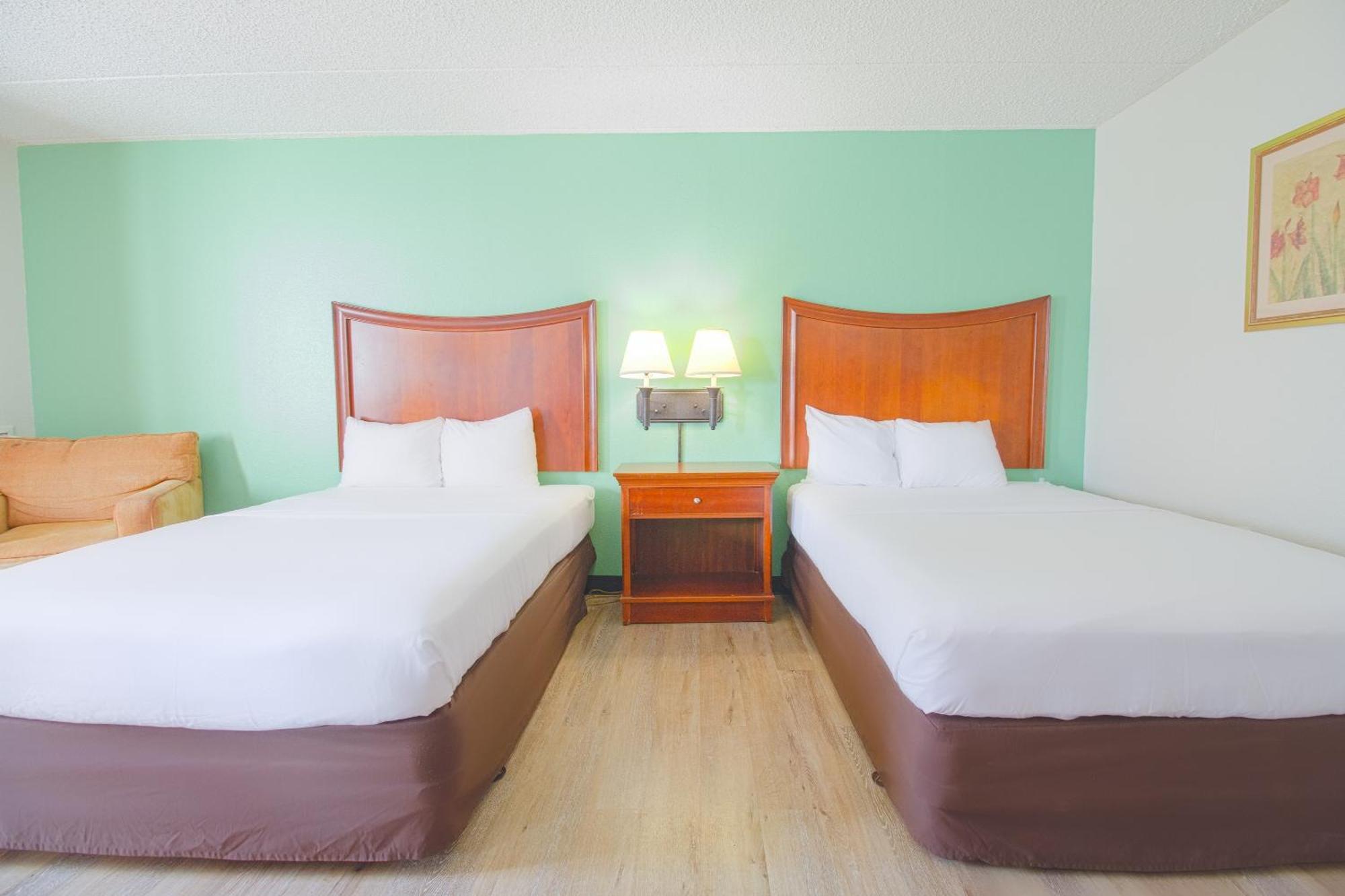 Tulsa Square Hotel Central, I-44 By Oyo מראה חיצוני תמונה