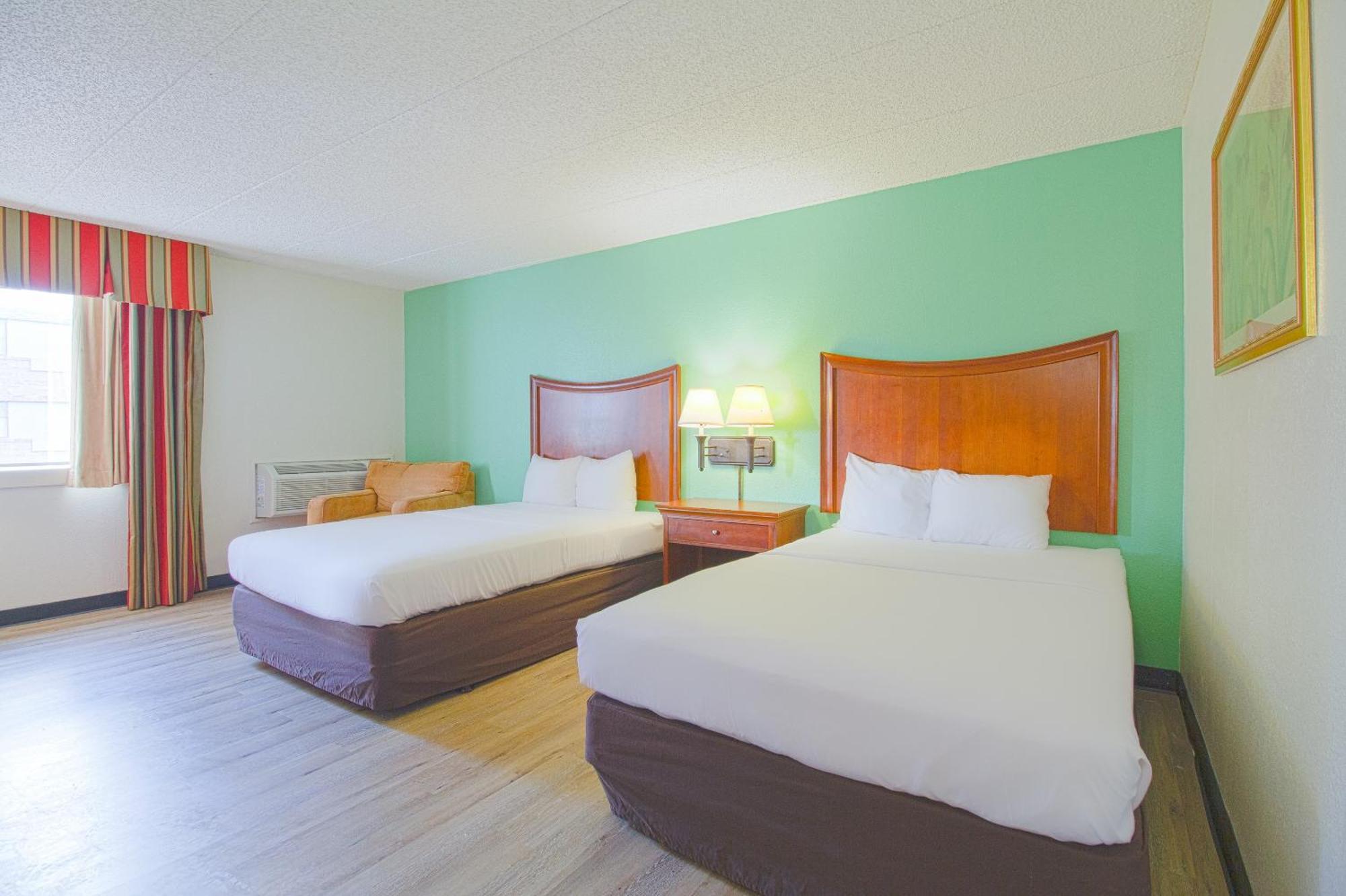 Tulsa Square Hotel Central, I-44 By Oyo מראה חיצוני תמונה